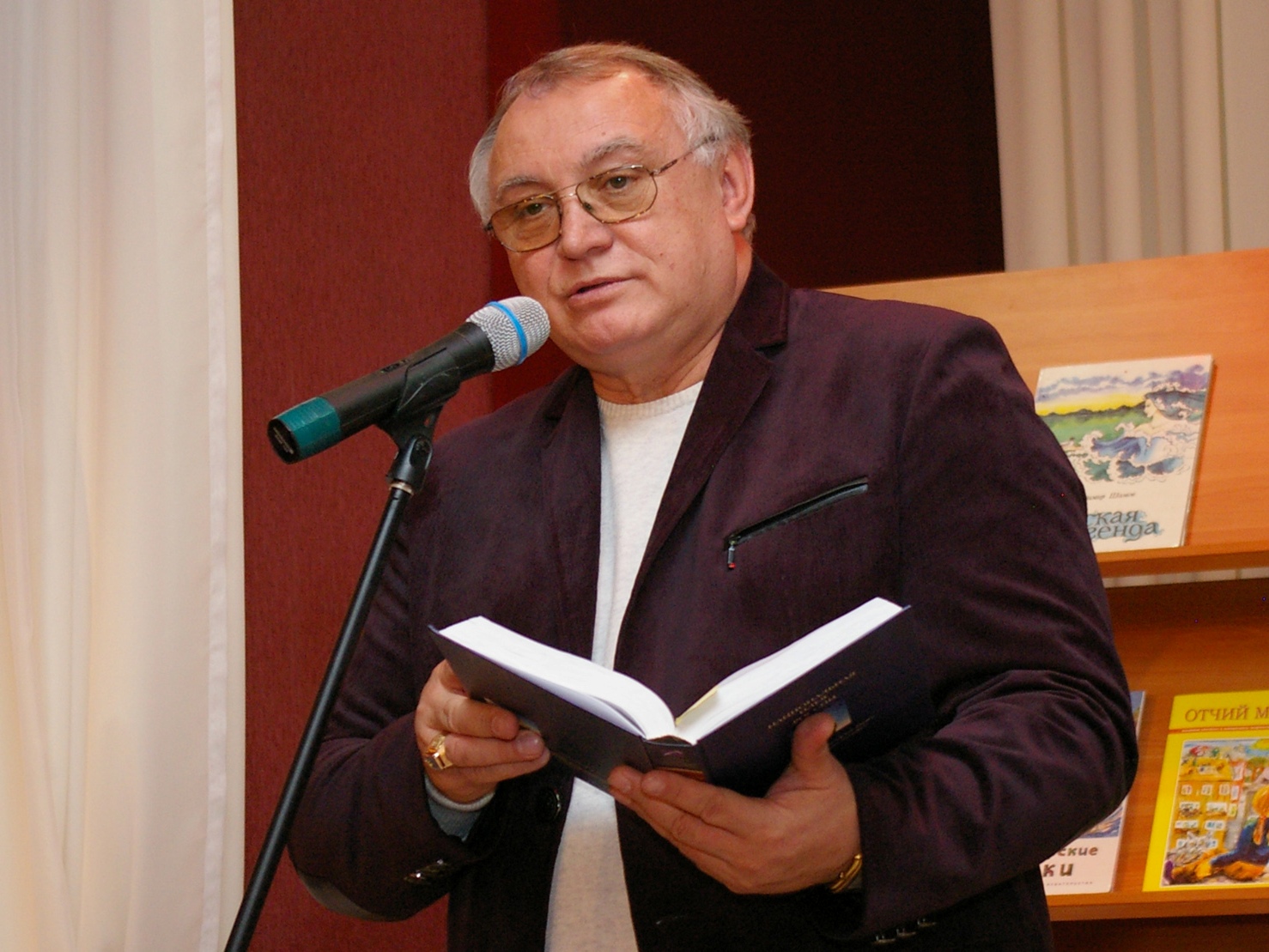 Владимир Шамов