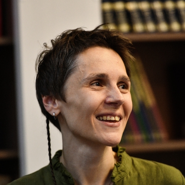 Писать надо учиться, но этому нельзя научить