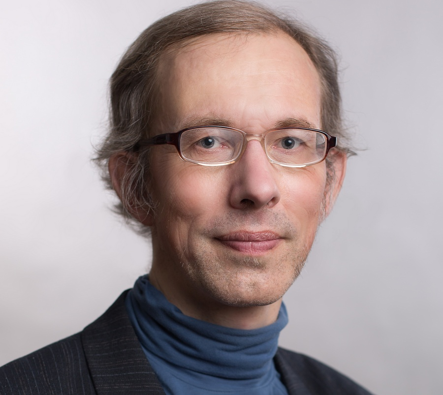 Аркадий Константинов: «Новое время – новые имена!»