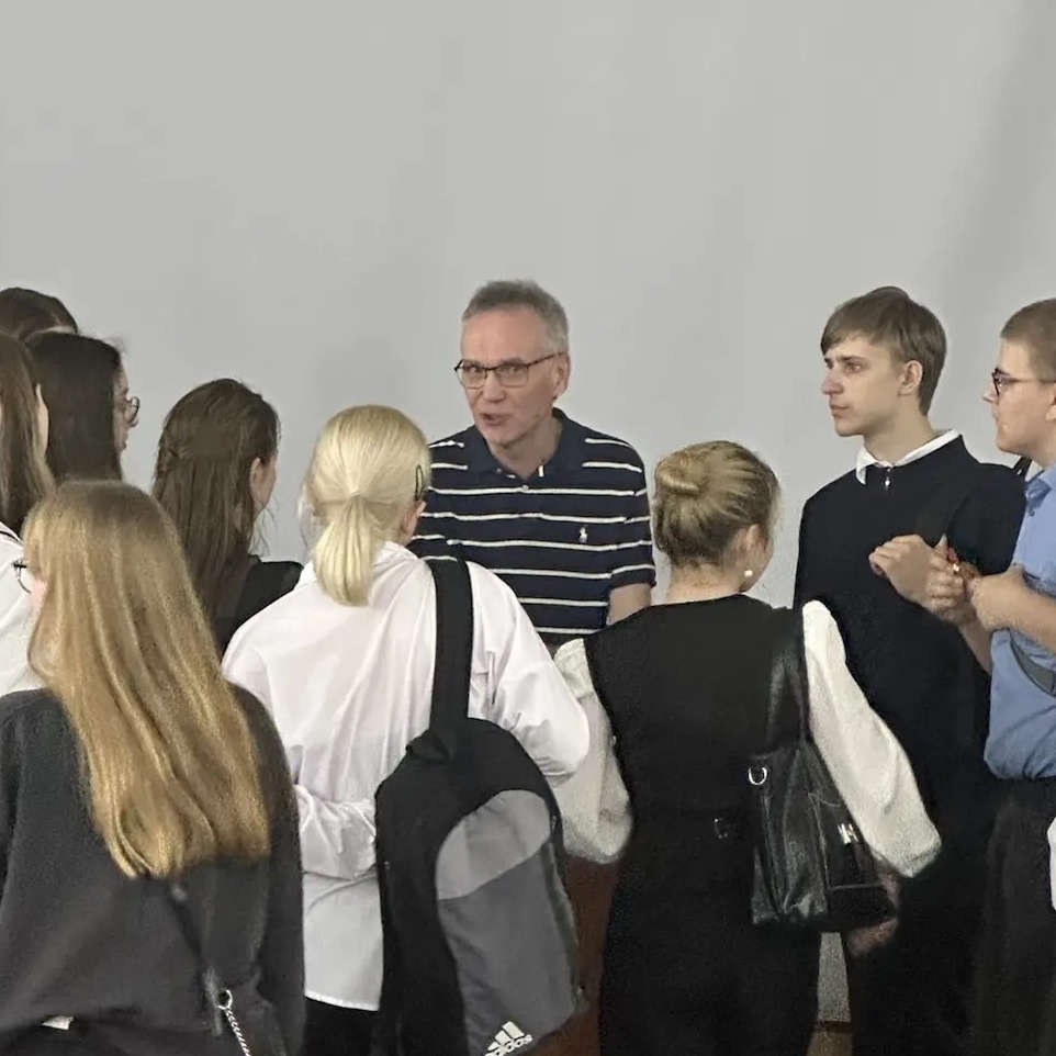 Новосибирская драматургия отправляется в школы