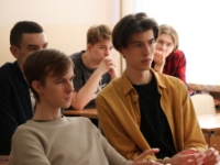День абитуриента прошел в юношеской библиотеке