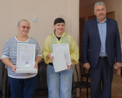 Глава Чановского муниципального округа отметил благодарственными письмами организаторов Летней школы молодых библиотекарей